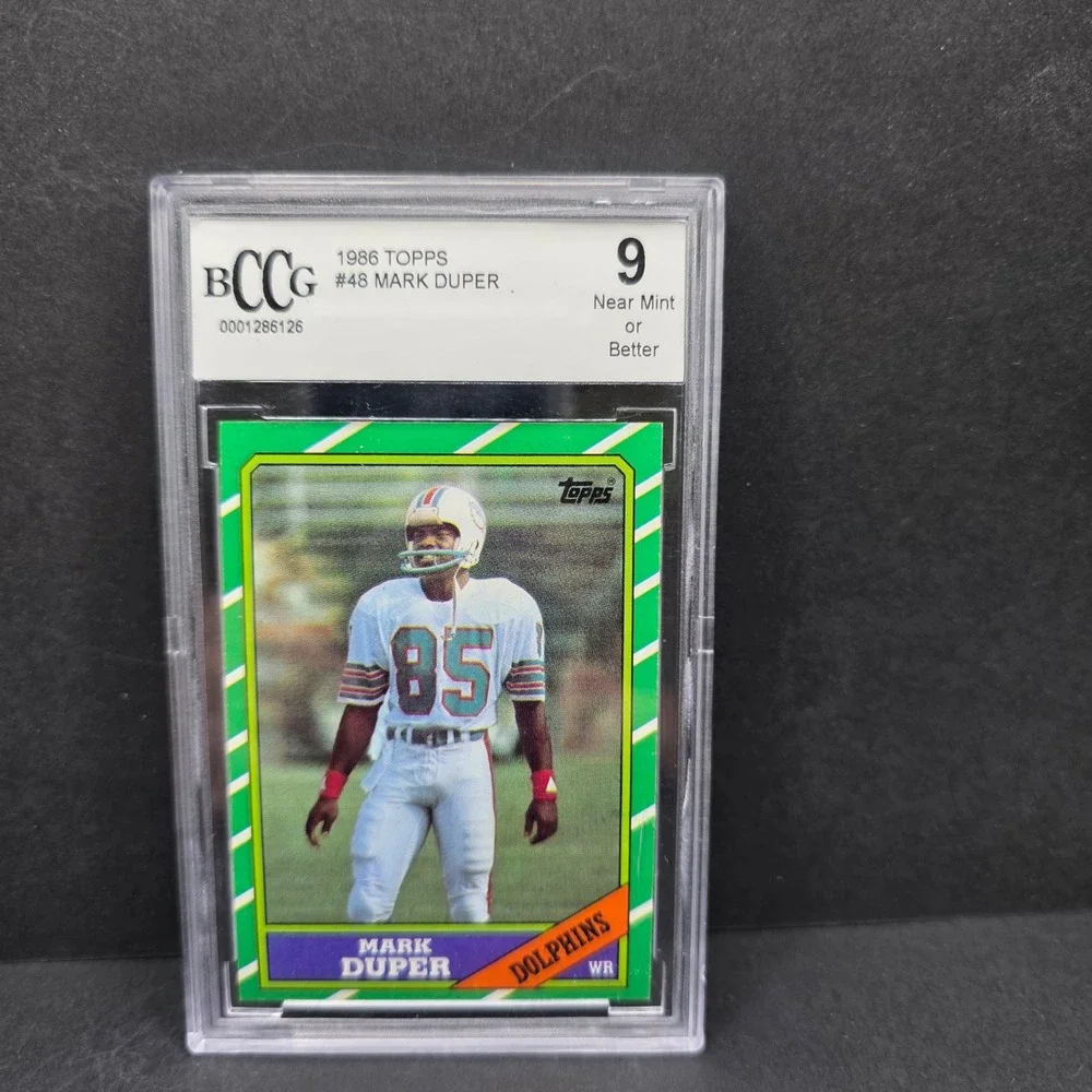 Topps Mark Duper Football Card 1986 Miami Dolphins BCCG 9 Near Mint